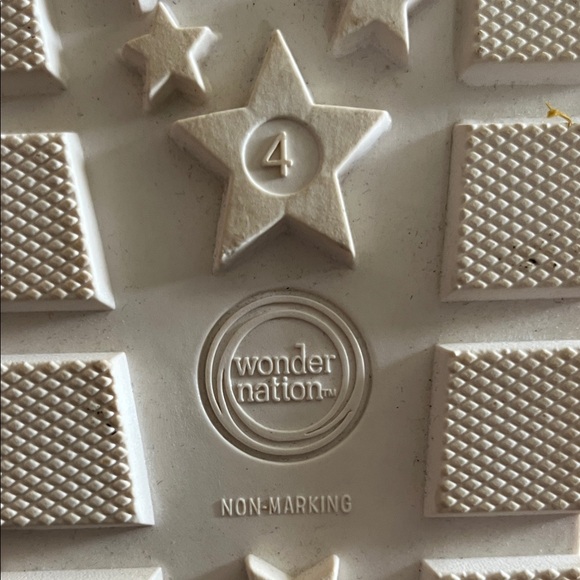 Wonder Nation Brown Kids Sandals - Picture 2 of 3